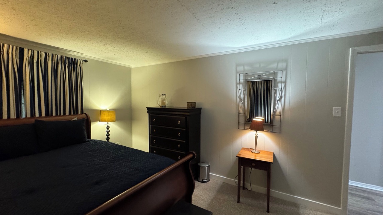 Photo of Bedroom in Macon