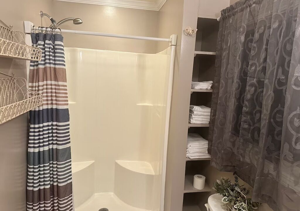 Photo of Bathroom in Ether