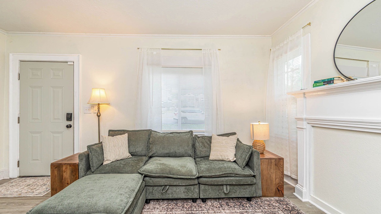 Photo of Livingroom in Terry Sanford