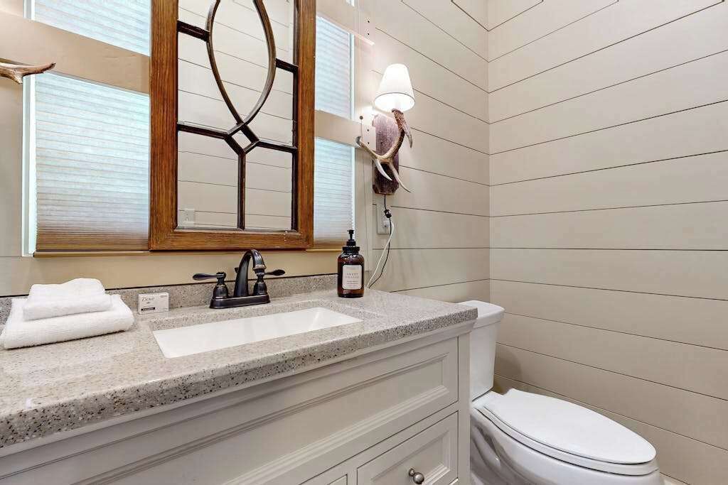 Photo of Bathroom in Highlands