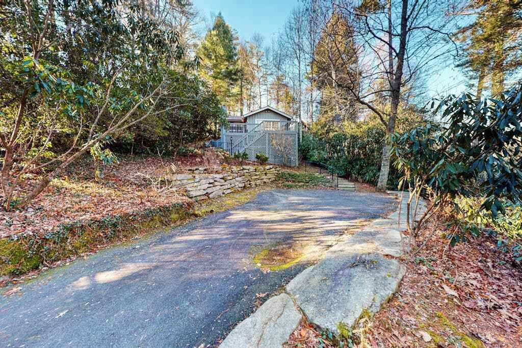 Photo of Outdoor in Mirror Lake