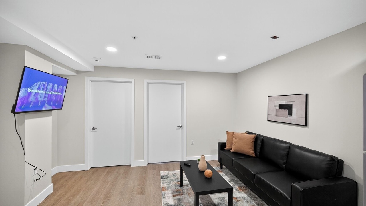 Photo of Livingroom in Reading