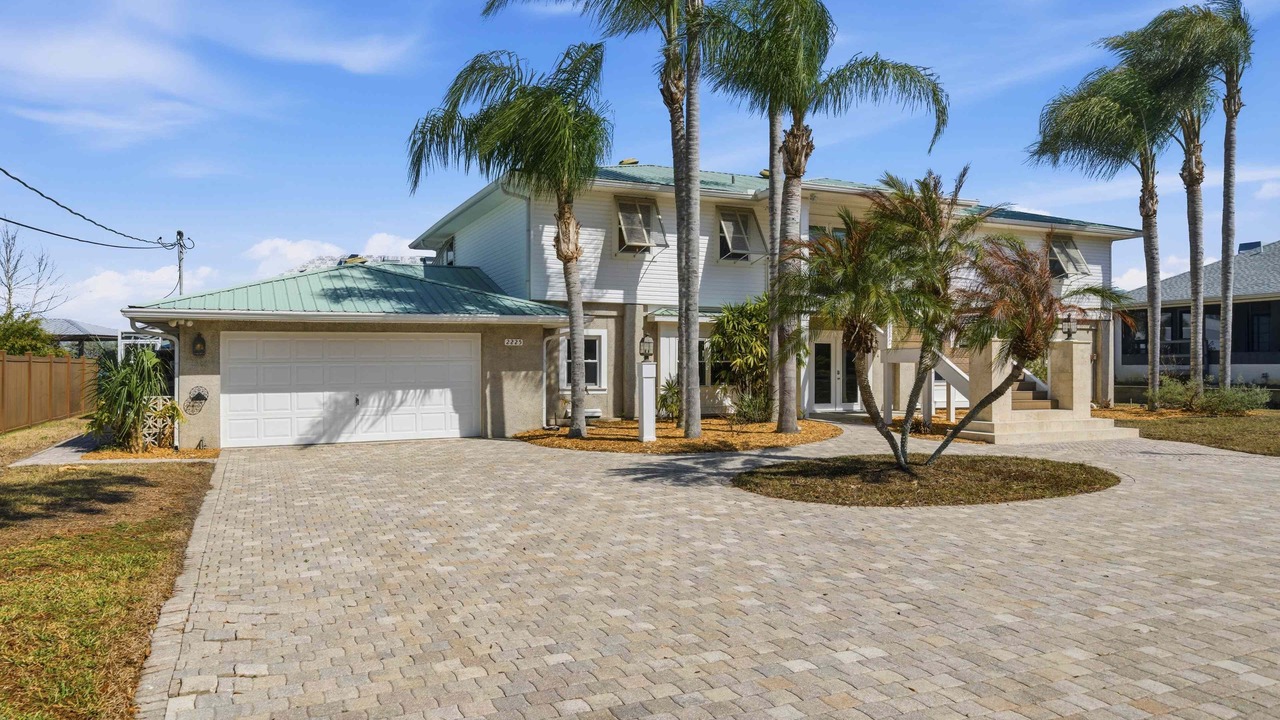 Photo of Outdoor in Crystal Shores