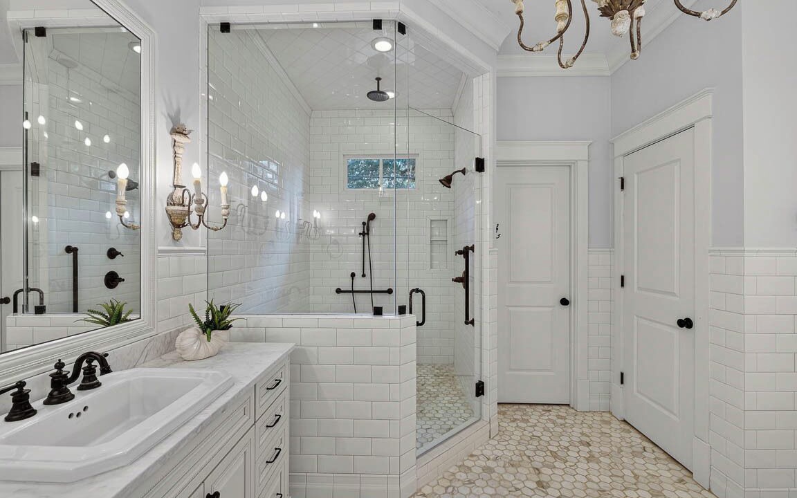 Photo of Bathroom in King City