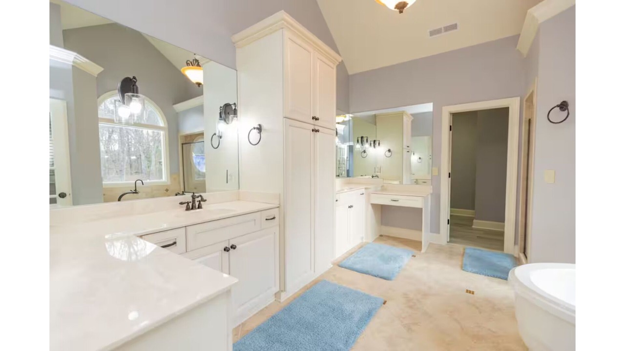 Photo of Bathroom in Olde Ferry Estates