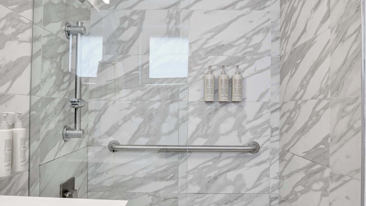 Photo of Bathroom in Galt Mile