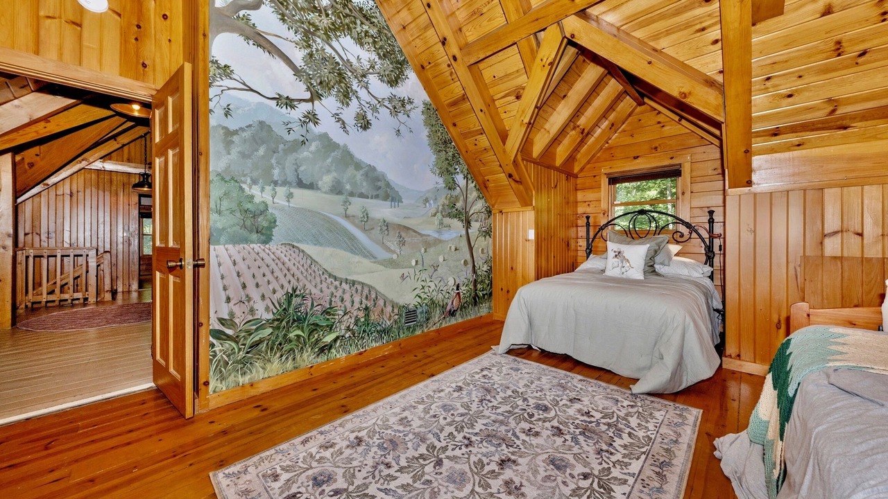 Photo of Bedroom in Dickerson