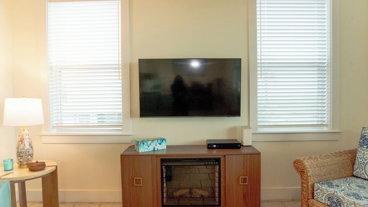 Photo of Livingroom in Red Fish Cove