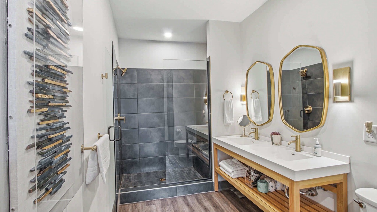 Photo of Bathroom in Rolling Mill Hill