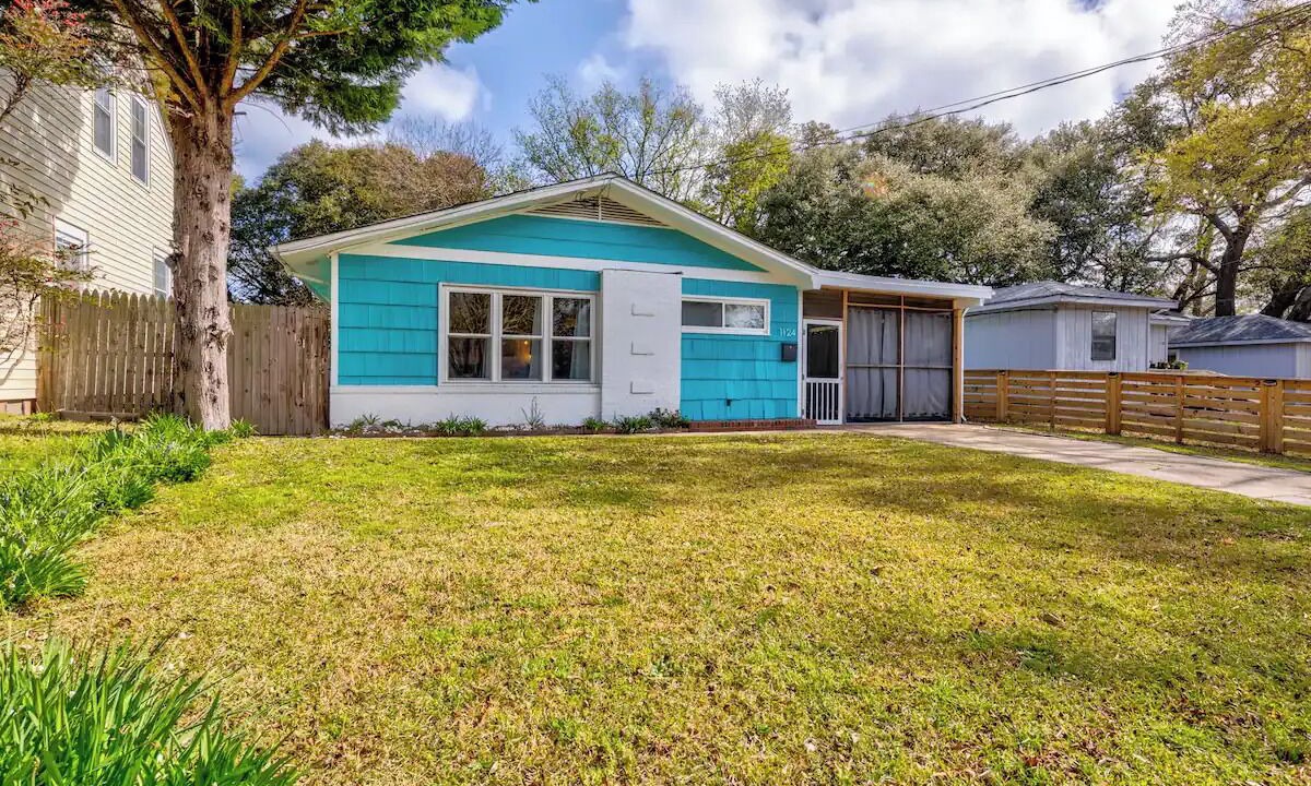 Photo of Outdoor in Bayview