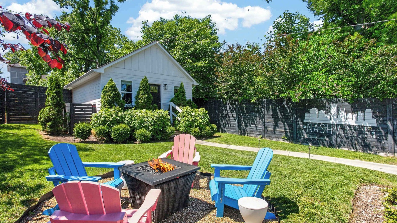 Photo of Outdoor in Shelby Hills