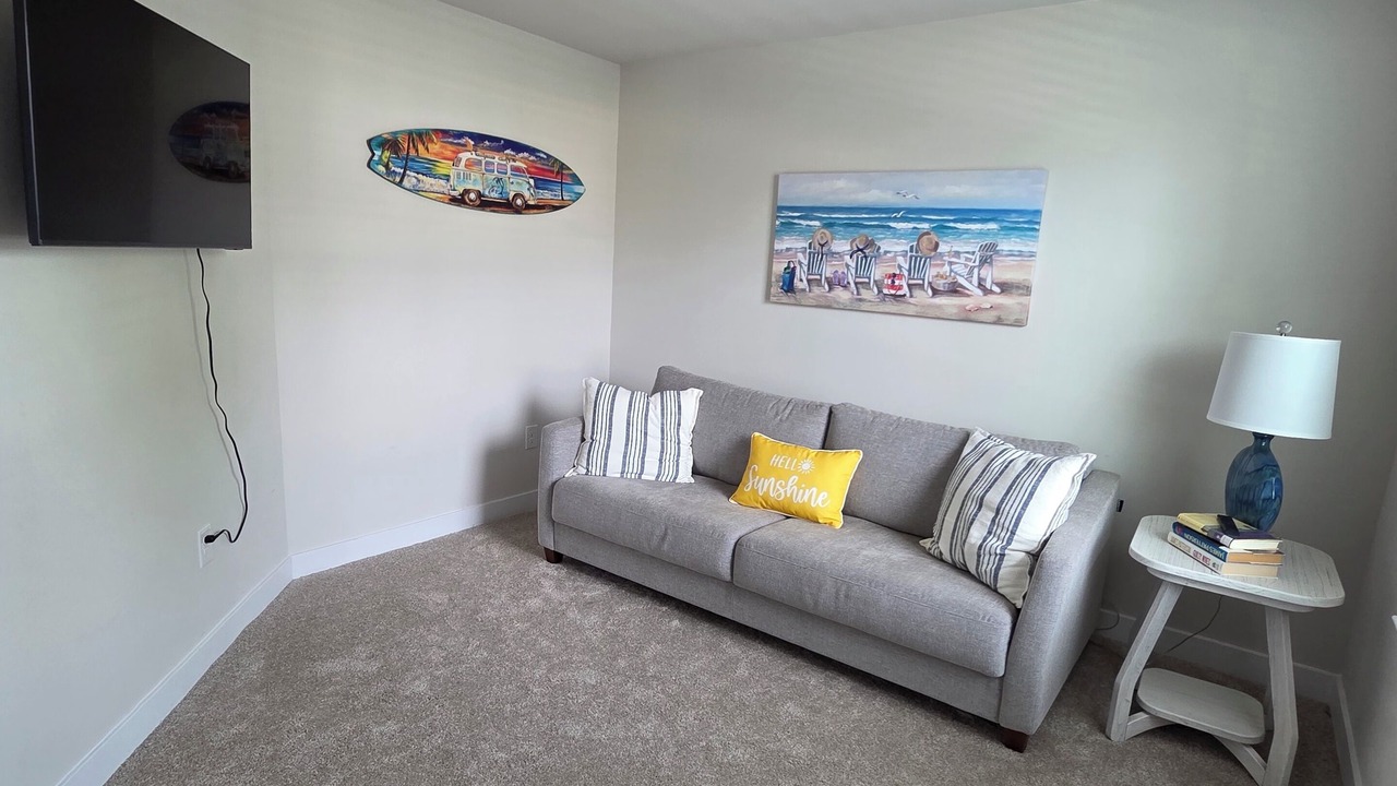 Photo of Livingroom in Bayside