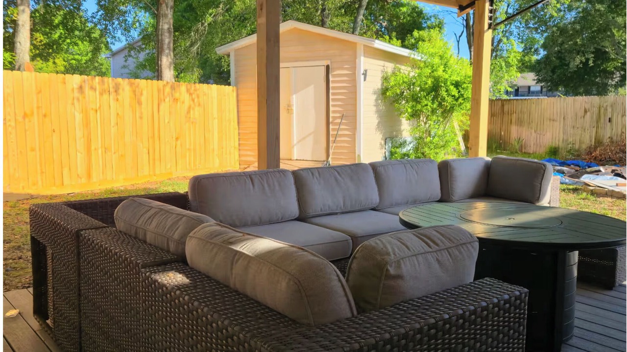 Photo of Patio Balcony in Wright