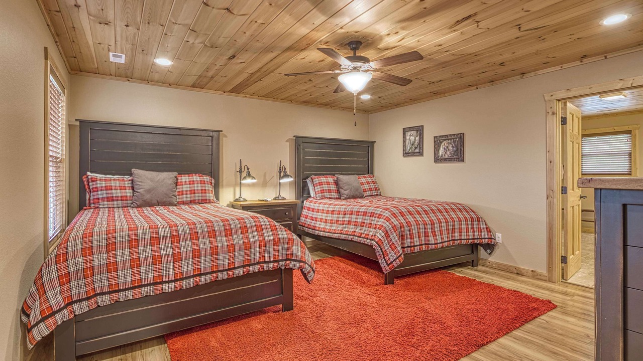 Photo of Bedroom in Wears Valley