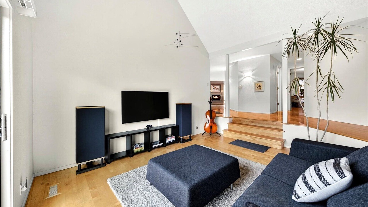 Photo of Livingroom in East End