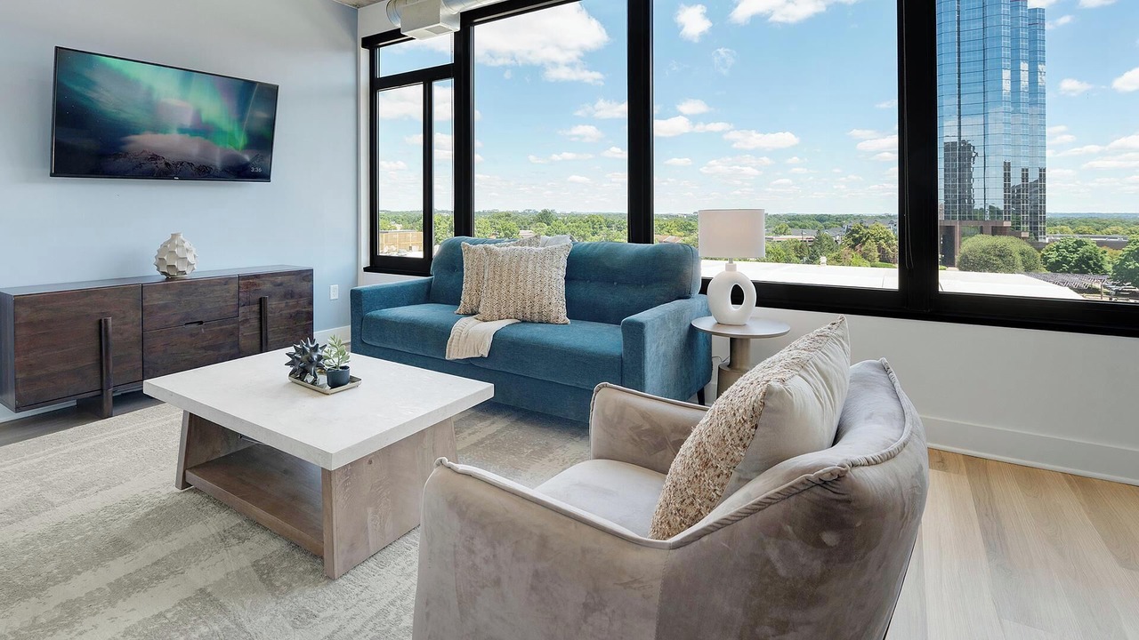 Photo of Livingroom in Baileys Crossroads