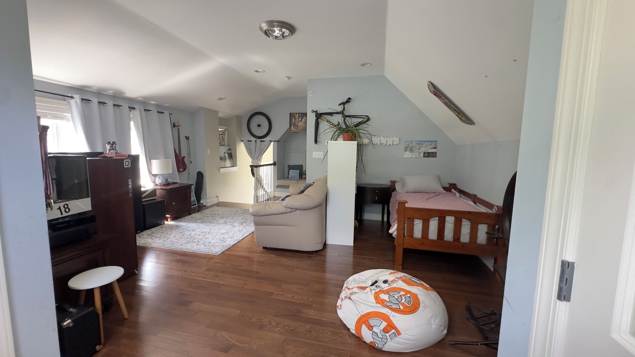 Photo of Bedroom in Valley Run