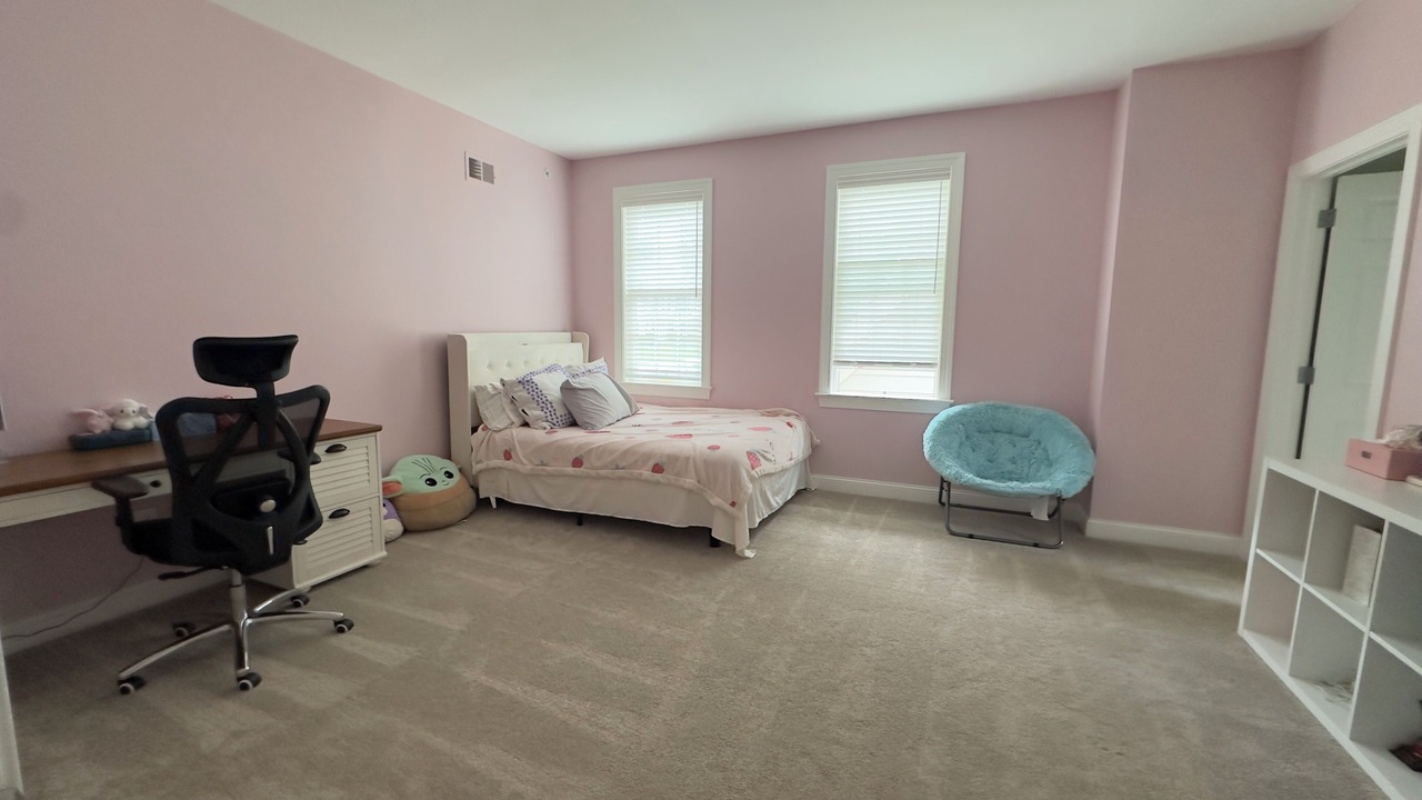 Photo of Bedroom in Valley Run