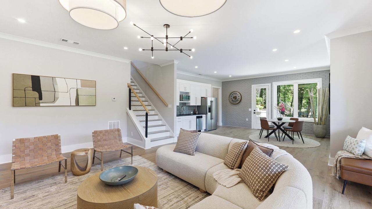 Photo of Livingroom in Dawsonville