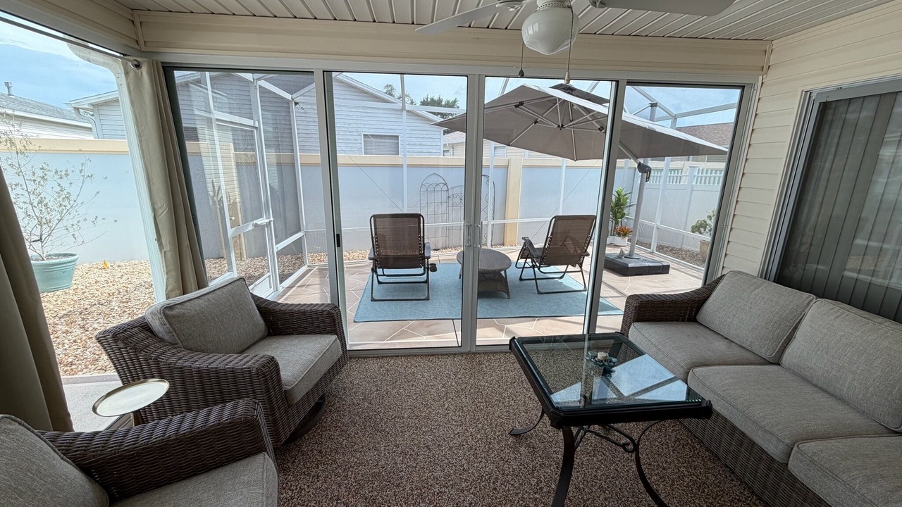 Photo of Livingroom in Sabal Chase