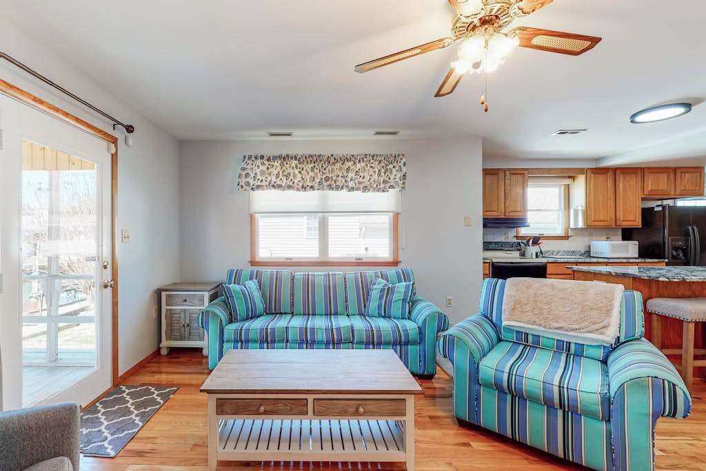 Photo of Livingroom in West Ocean City