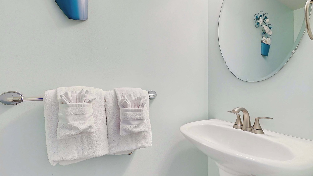 Photo of Bathroom in Sunset Island