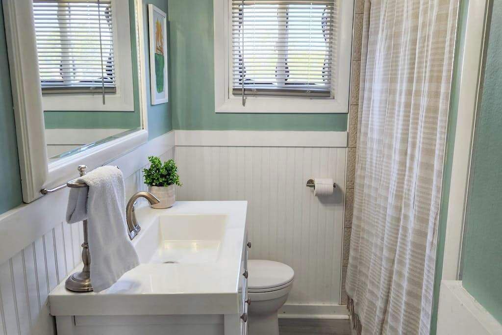 Photo of Bathroom in West Ocean City