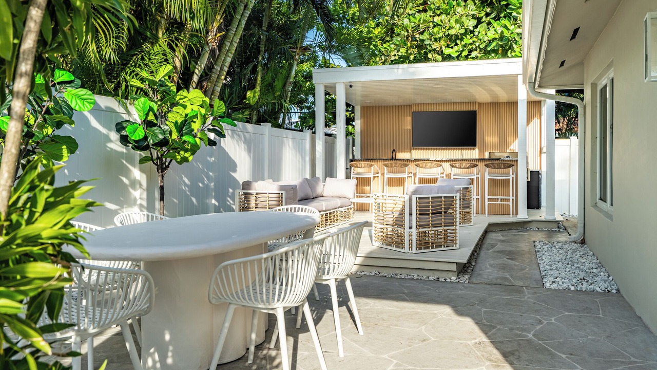 Photo of Outdoor in Lauderdale Beach