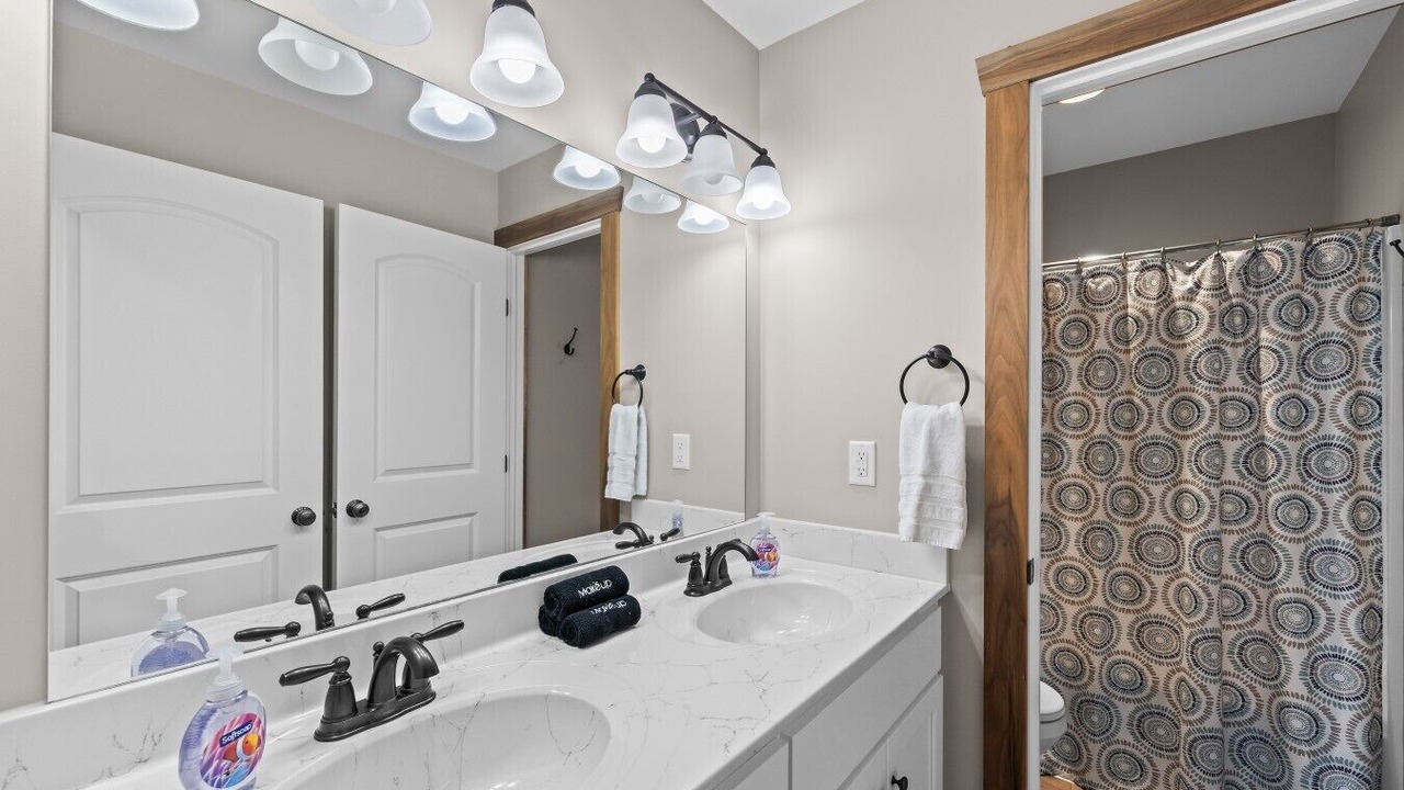 Photo of Bathroom in Leacock-Leola-Bareville