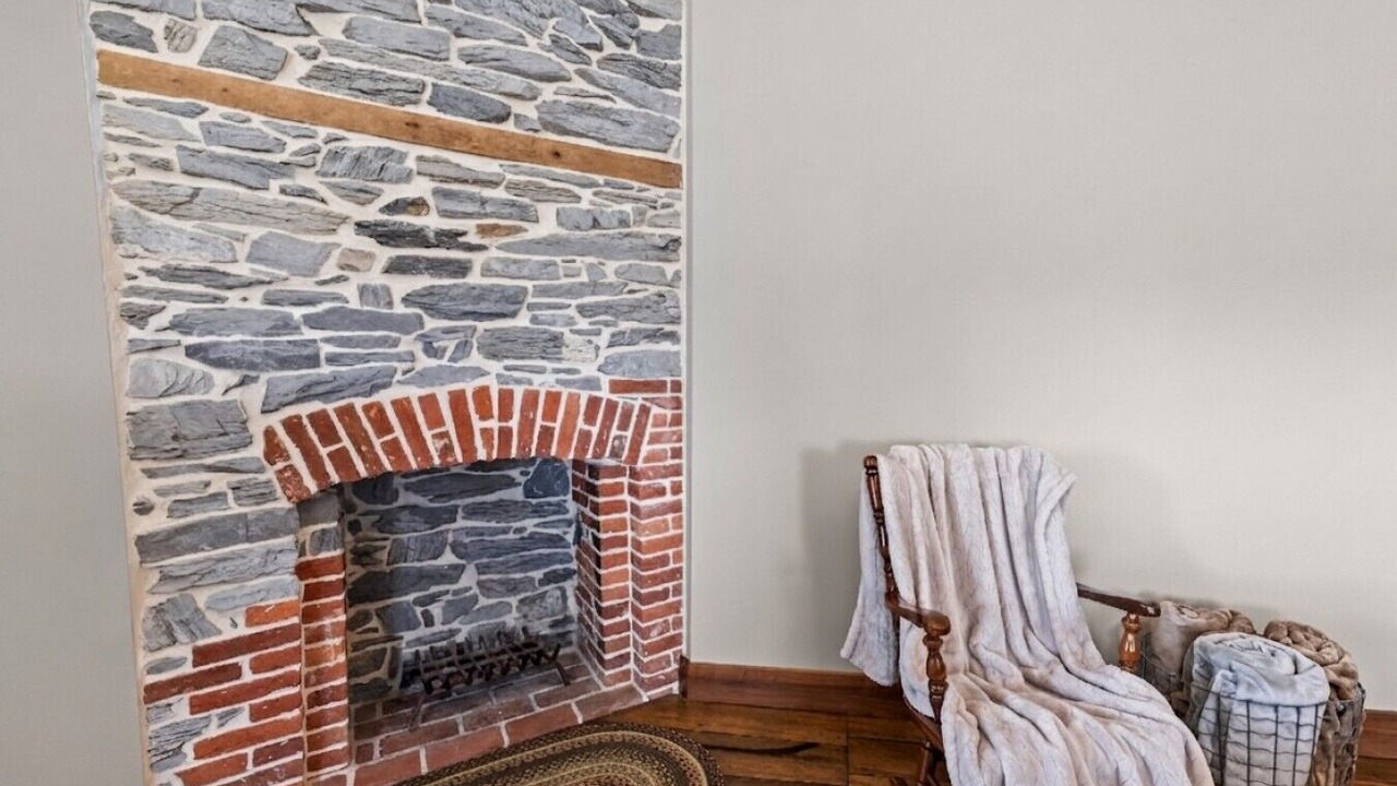Photo of Livingroom in Leacock-Leola-Bareville