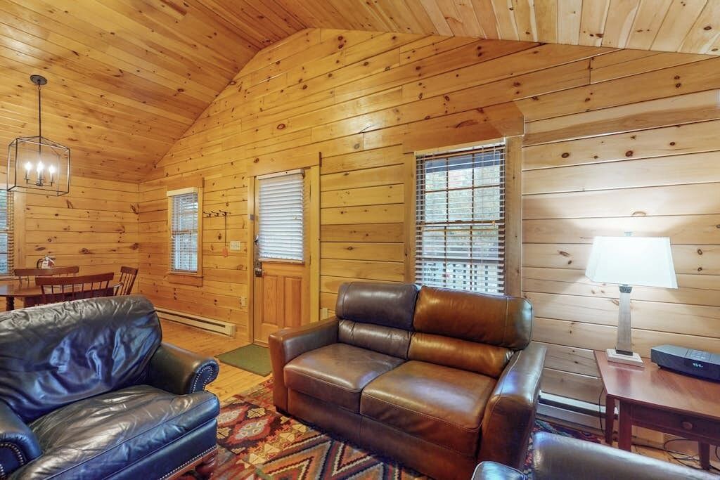 Photo of Livingroom in Northport