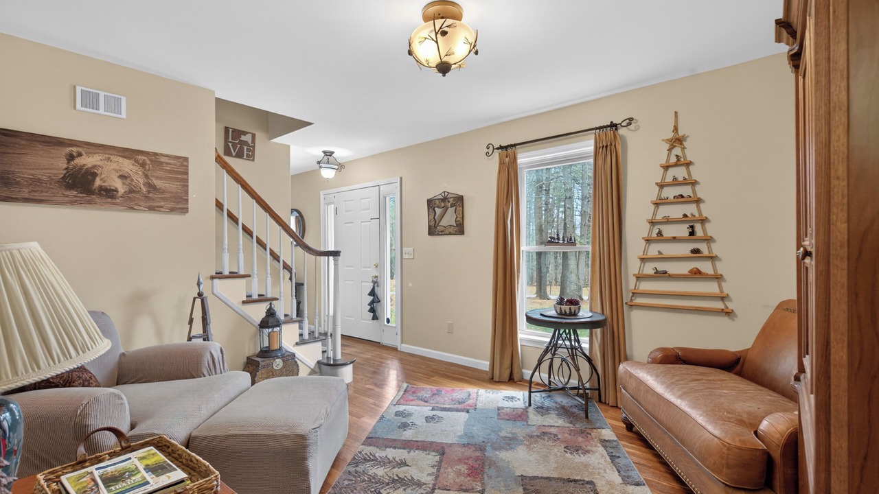 Photo of Livingroom in Fort Ann
