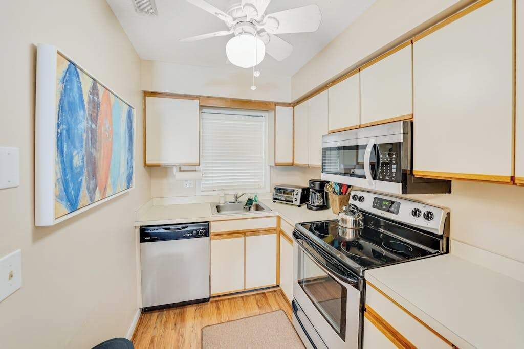 Photo of Kitchen in Country Club Estates