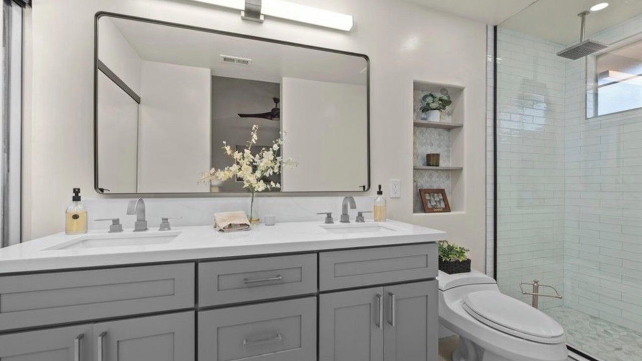 Photo of Bathroom in Sabre Springs