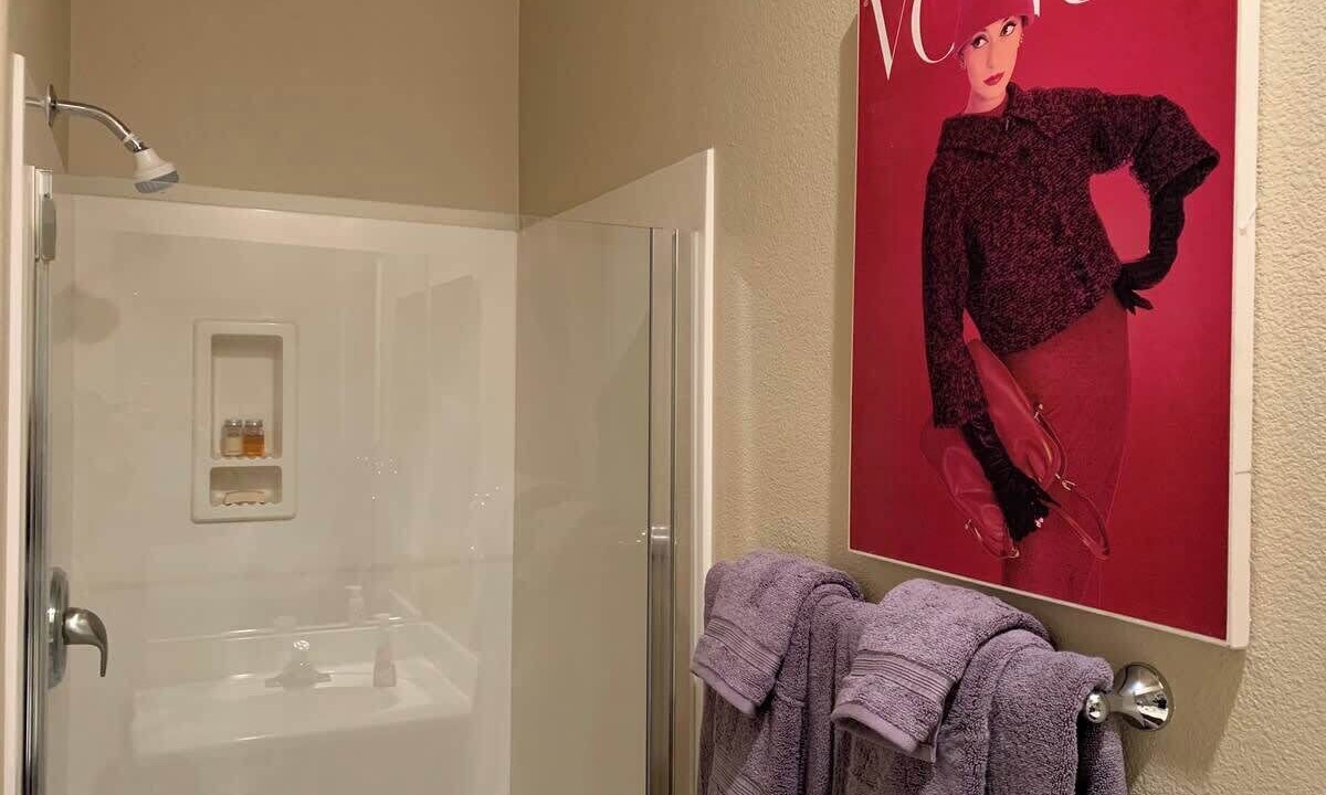 Photo of Bathroom in Silverado Ranch