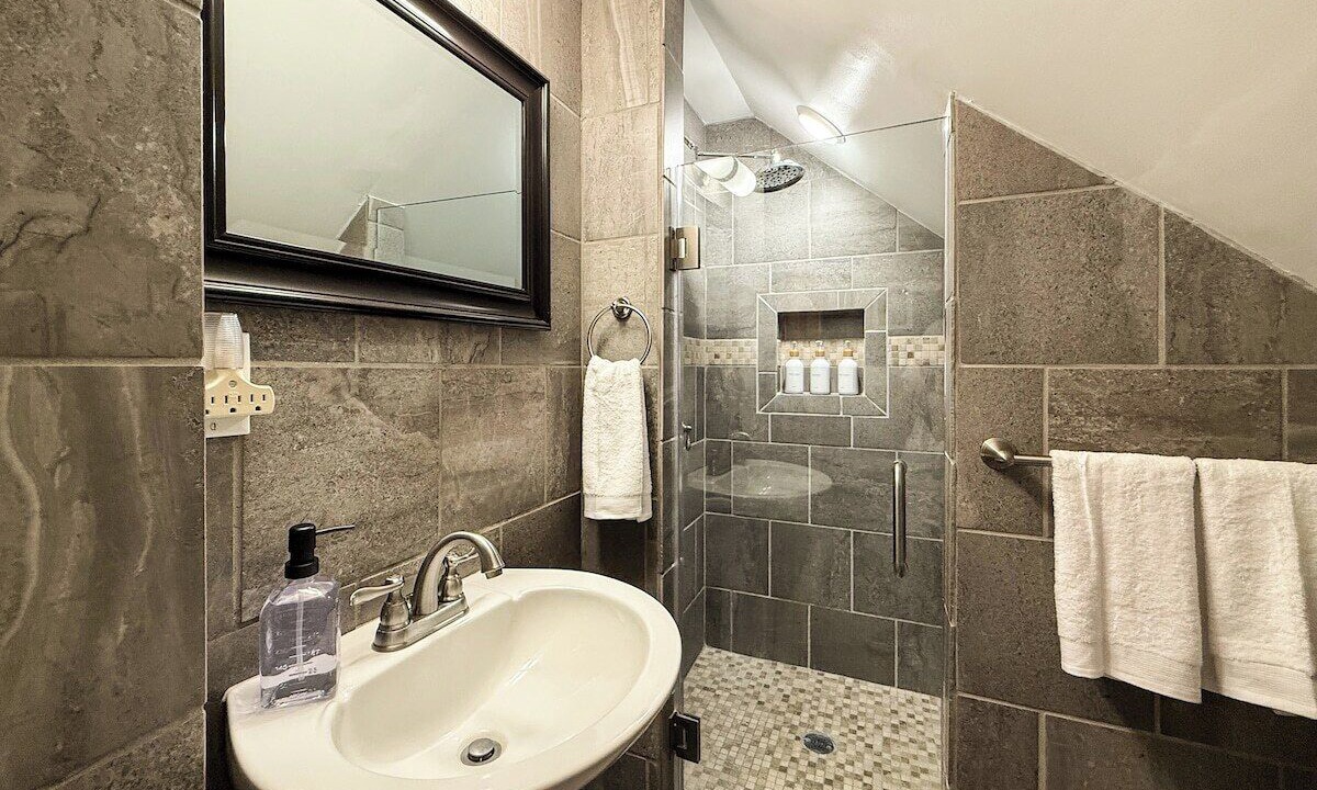 Photo of Bathroom in Ellijay