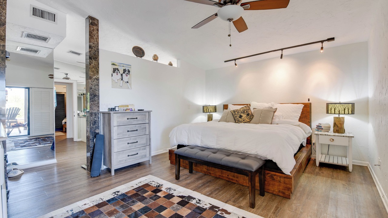Photo of Bedroom in New Town