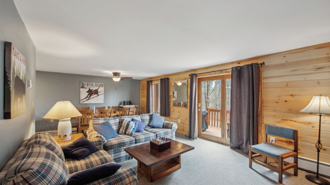 Photo of Livingroom in North Creek