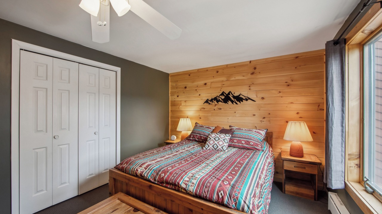 Photo of Bedroom in North Creek