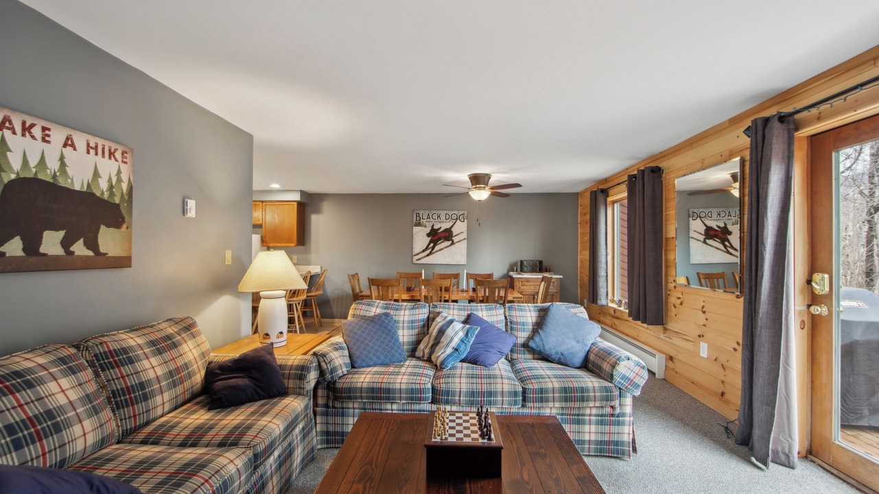 Photo of Livingroom in North Creek