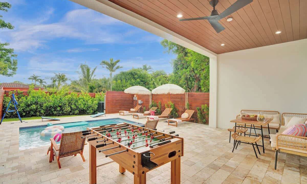 Photo of Patio Balcony in Poinsettia Heights