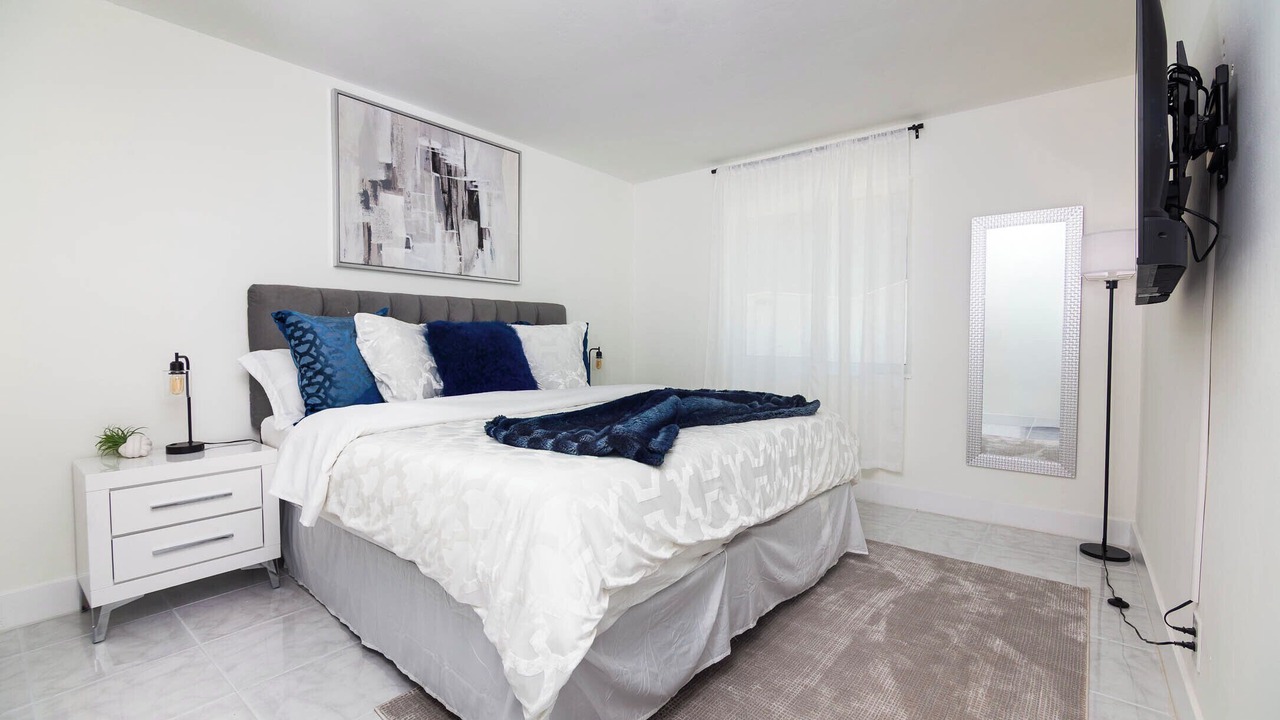 Photo of Bedroom in Coral Ridge Isles