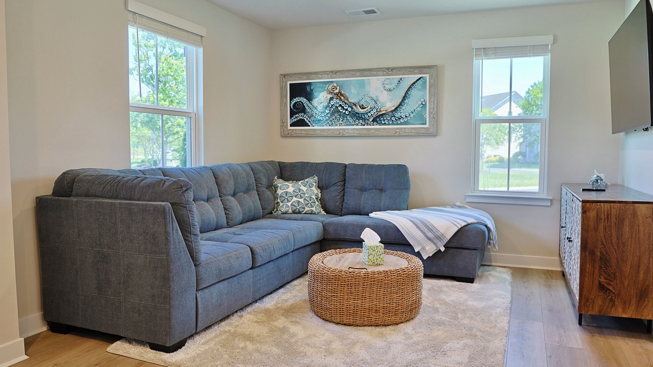 Photo of Livingroom in Bayside