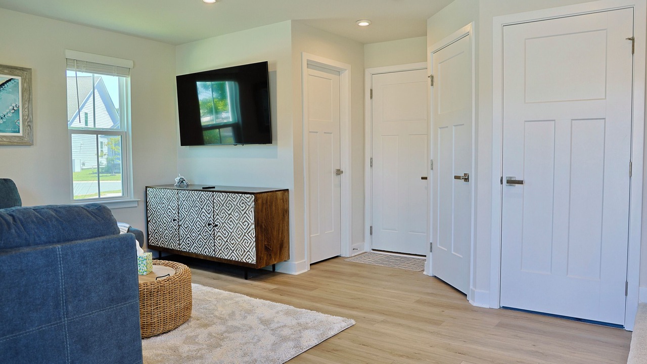 Photo of Livingroom in Bayside