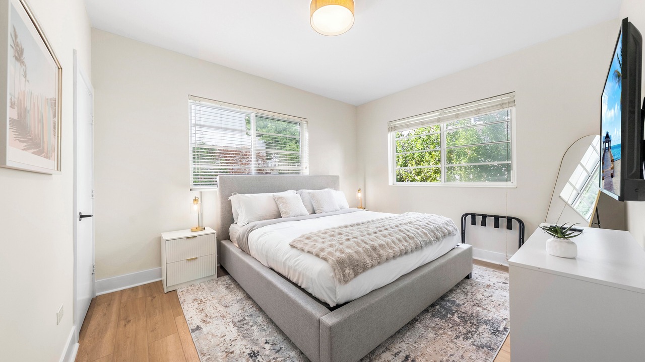 Photo of Bedroom in West Avenue