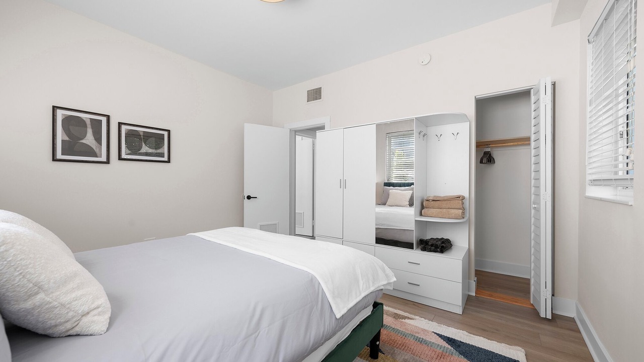 Photo of Bedroom in West Avenue