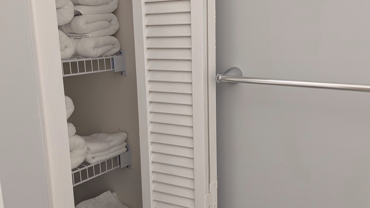 Photo of Bathroom in Riverbend Country Club