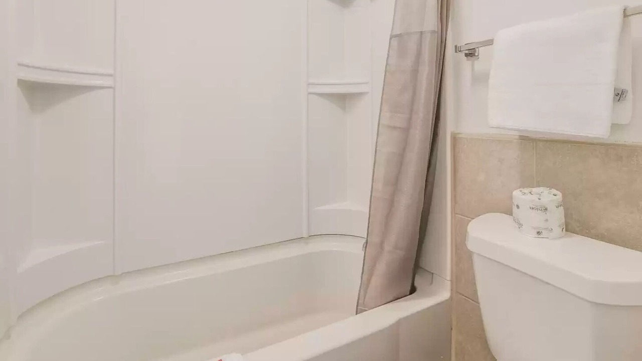 Photo of Bathroom in Gantt