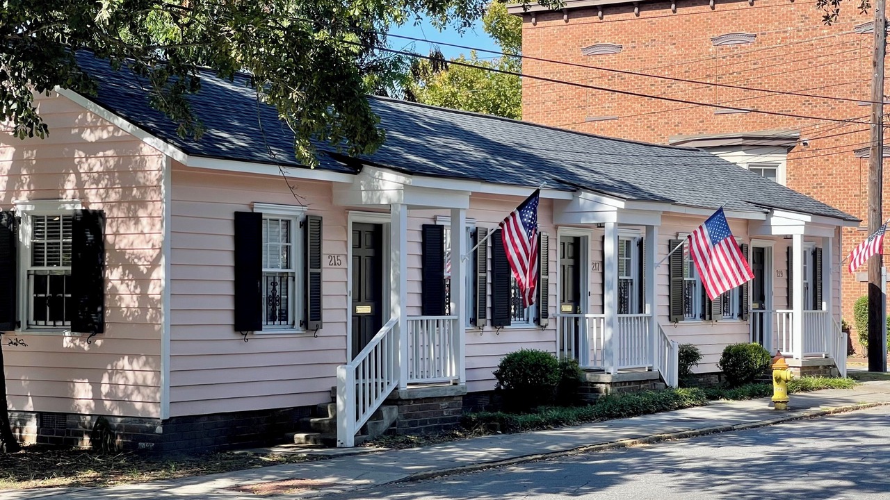 Photo of Outdoor in Old West Broad Neighborhood