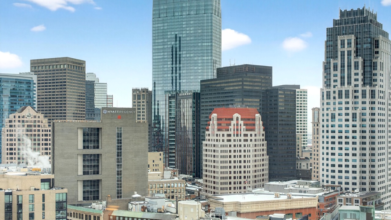 Photo of Others in Downtown Boston
